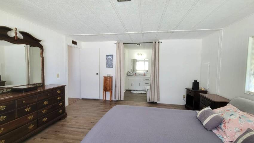 234 Green Haven Rd. W. a Dundee, FL Mobile or Manufactured Home for Sale